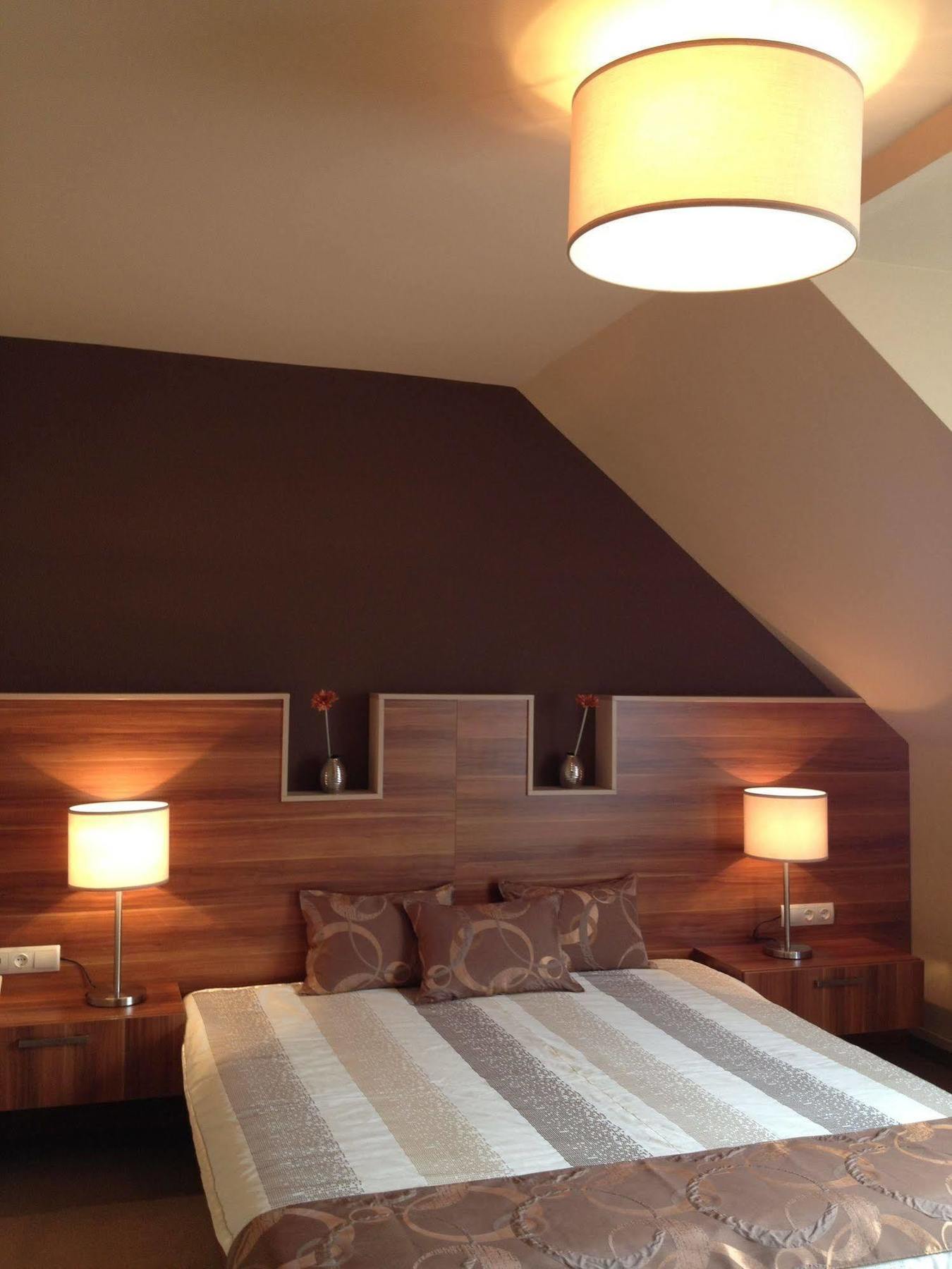Alfa Hotel Győr Eksteriør bilde