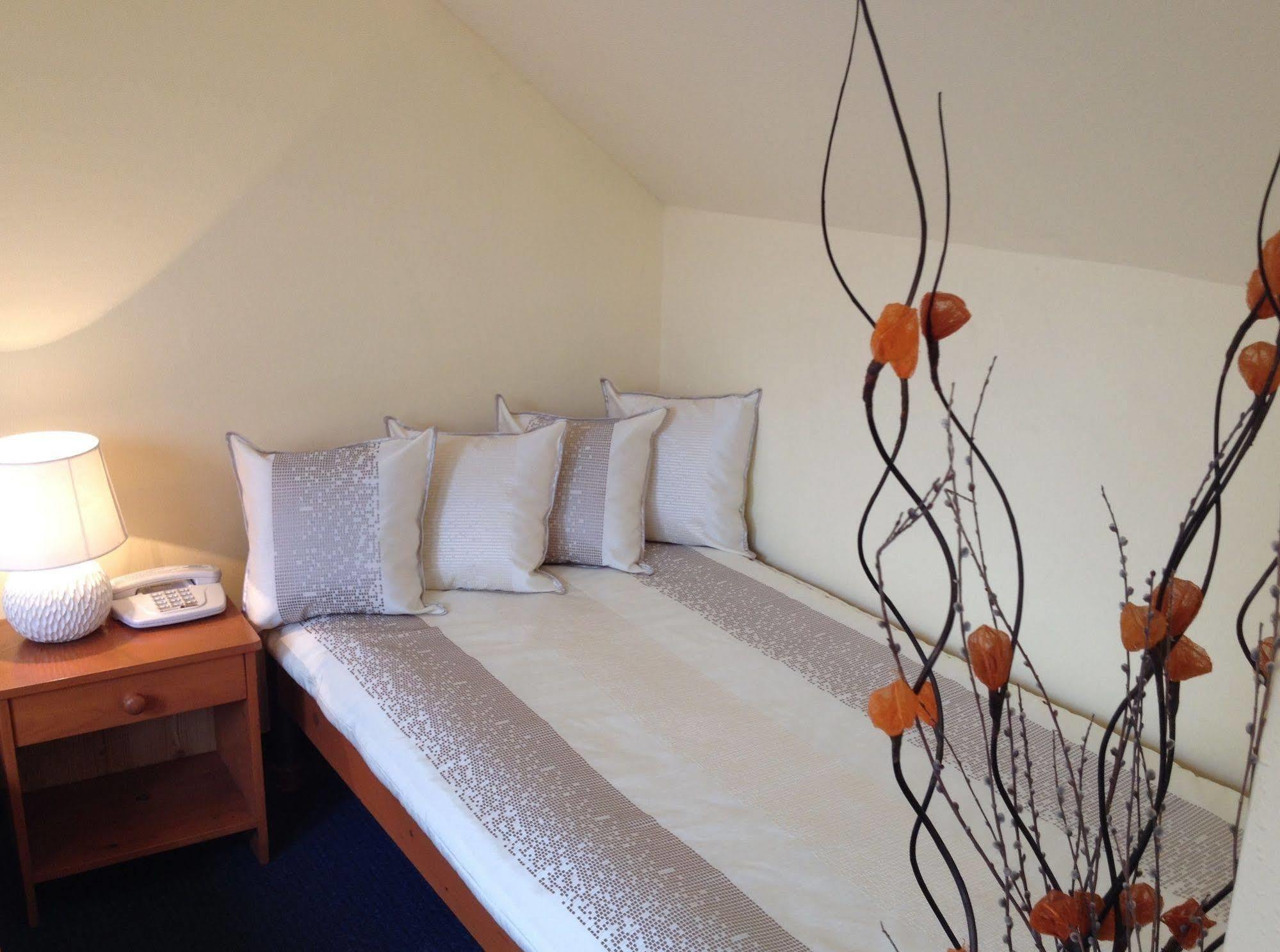 Alfa Hotel Győr Eksteriør bilde